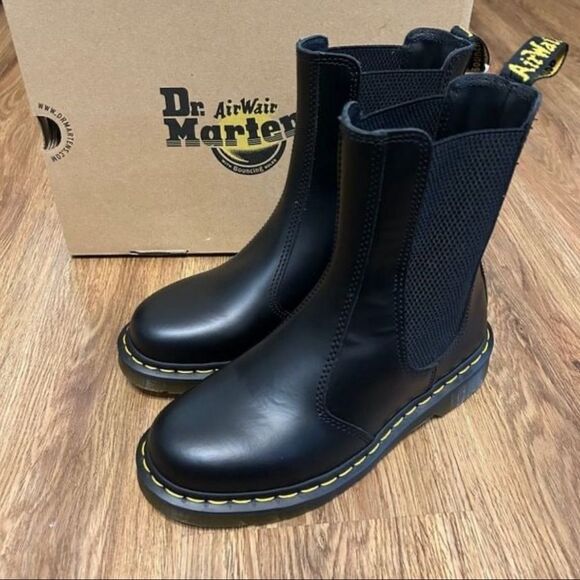 DR MARTENS 2976 black leather Chelsea bootswomen’s 9 new without box. - Picture 6 of 8